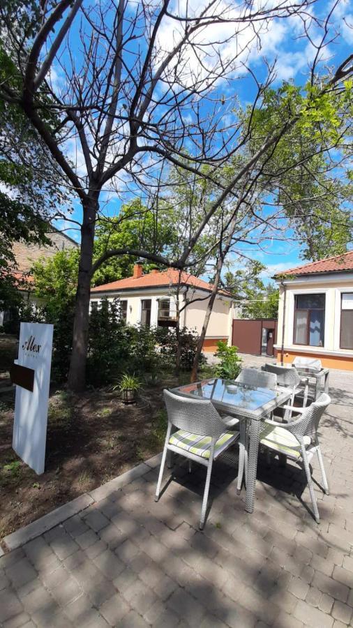 Alex Hotel Odessa Eksteriør billede